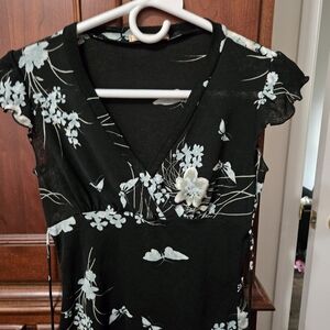 Forever 21 Black and White Floral Top